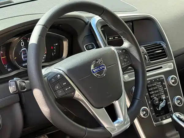 Volvo XC60 2016