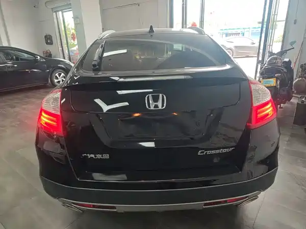 Honda Crosstour 2014