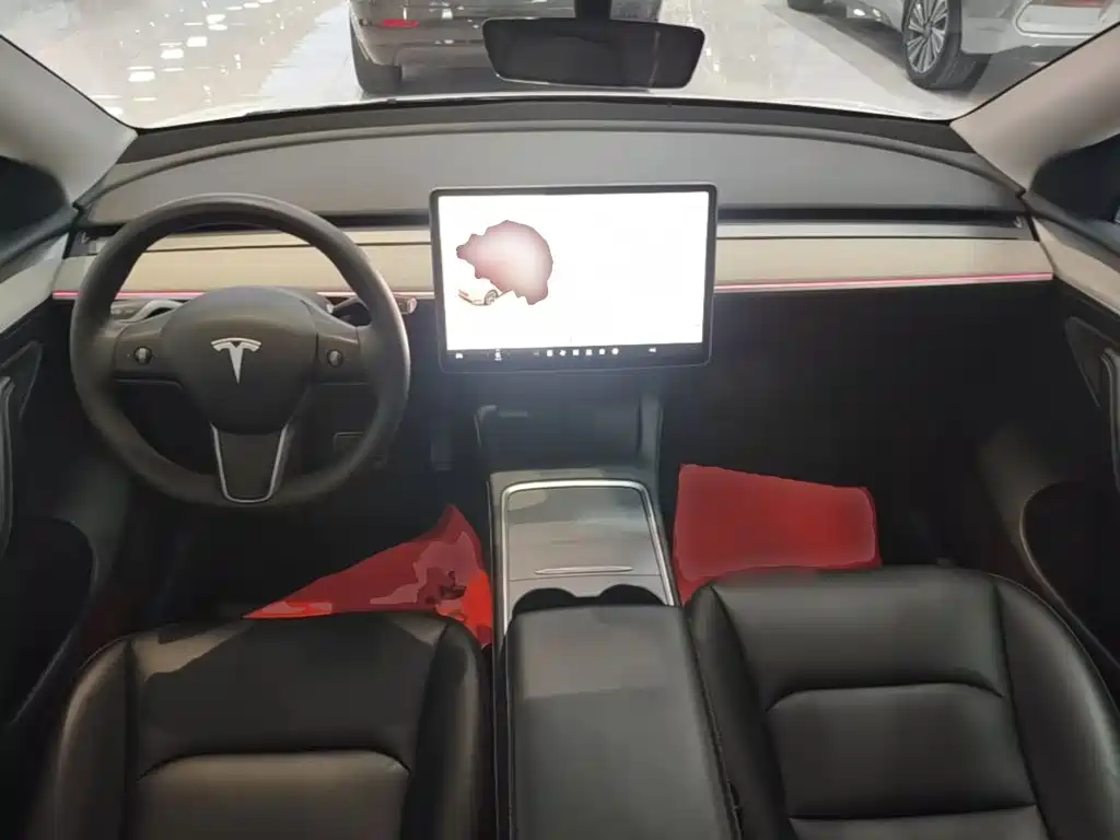 Tesla Model Y 2023 — фото 10