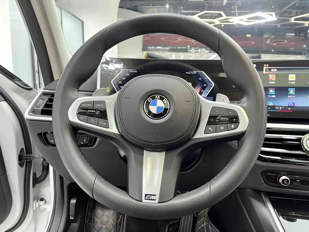 BMW 3 Series 2023 — фото 16