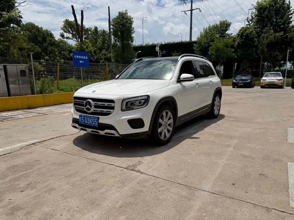 Mercedes-Benz GLB 2020
