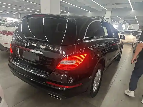 Mercedes-Benz R-Class 2017