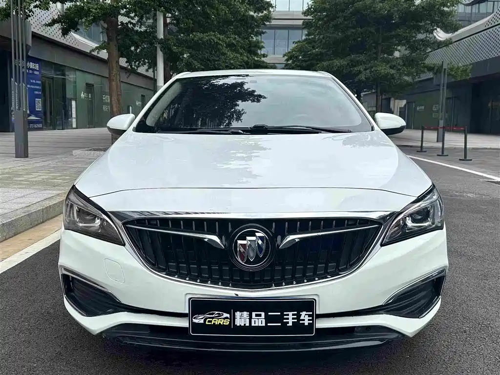 Buick Verano 2018 — фото 2
