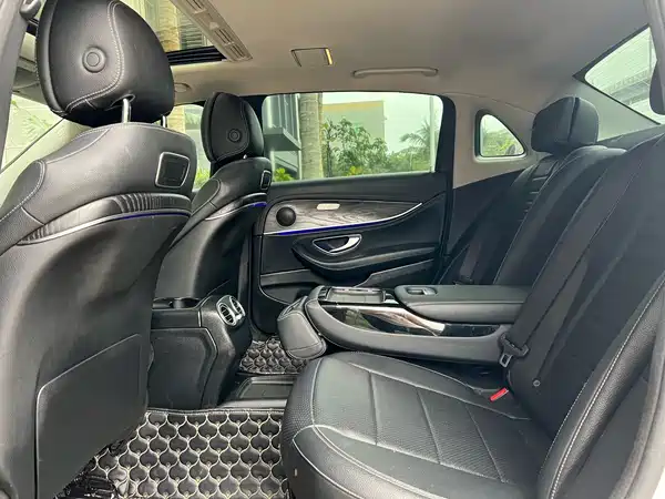 Mercedes-Benz E-Class 2016