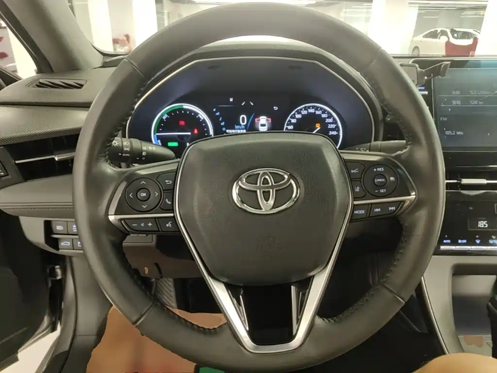 Toyota Avalon 2020 — фото 11