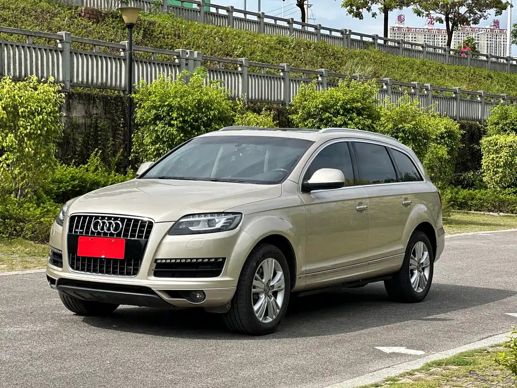 Audi Q7 2011