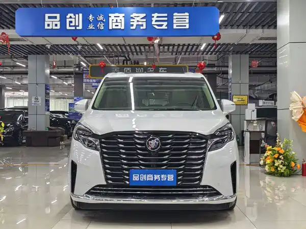 Buick GL8 2023