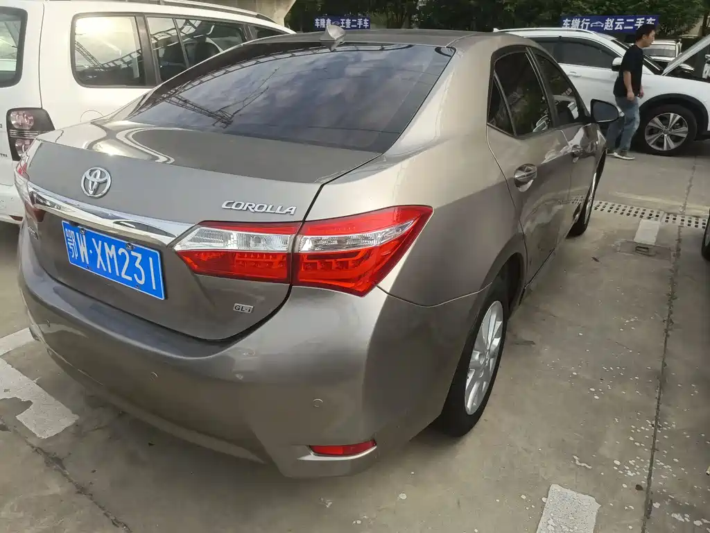 Toyota Corolla 2015 — фото 11
