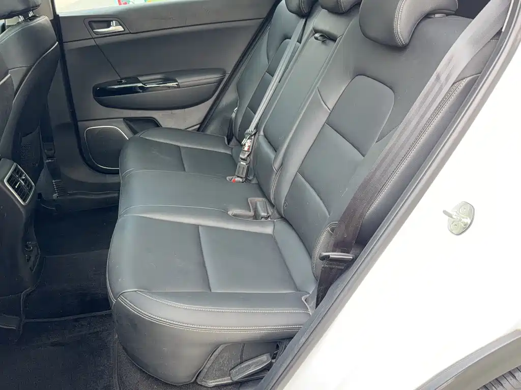Kia KX5 2016 — фото 10