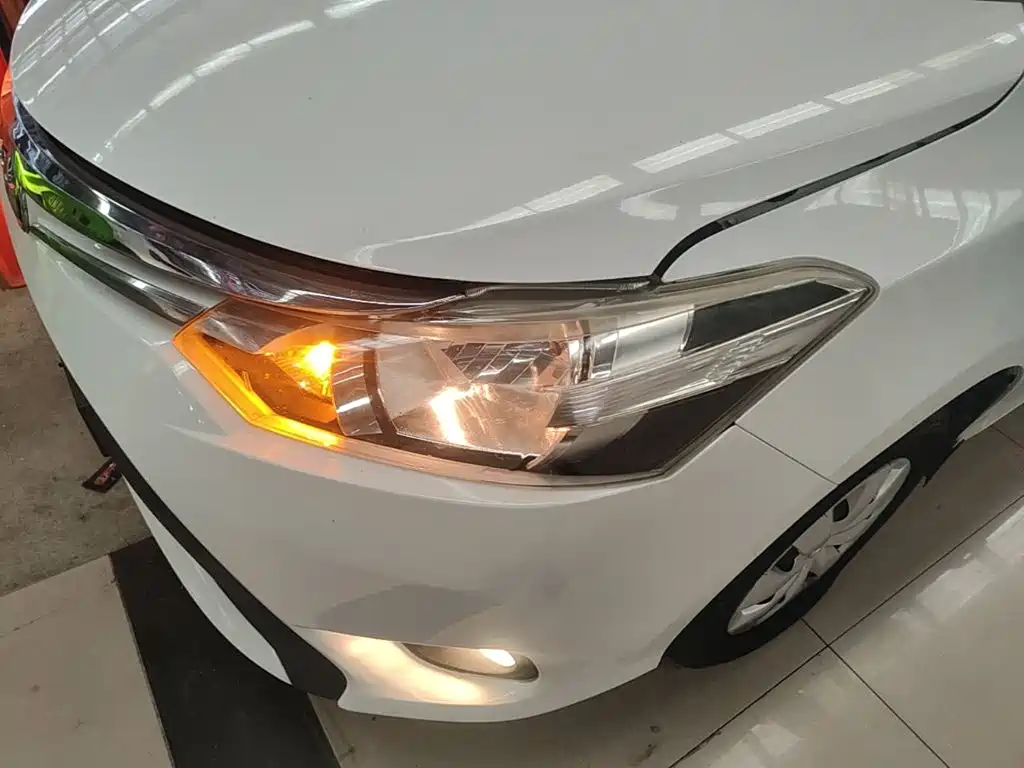 Toyota Vios 2015 — фото 24