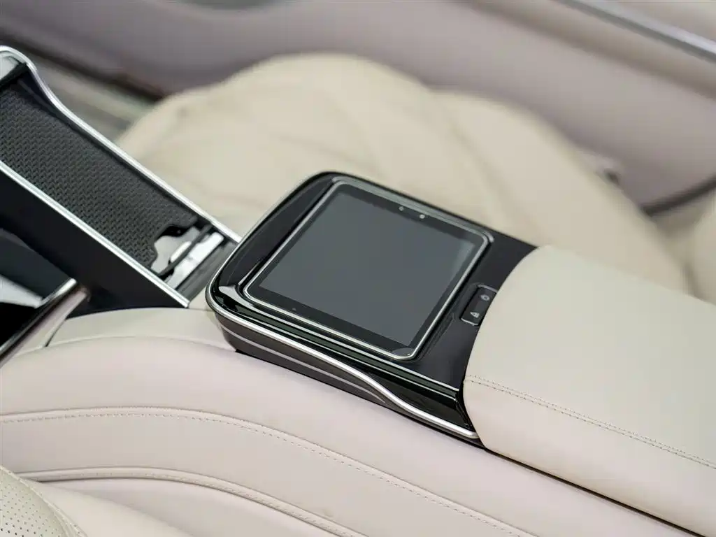 Mercedes-Benz S-Class 2023 — фото 16