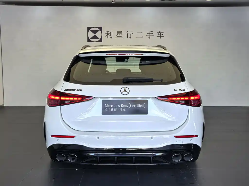 Mercedes-Benz C-Class AMG 2025 — фото 5