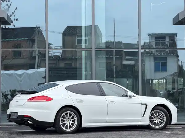 Porsche Panamera 2014