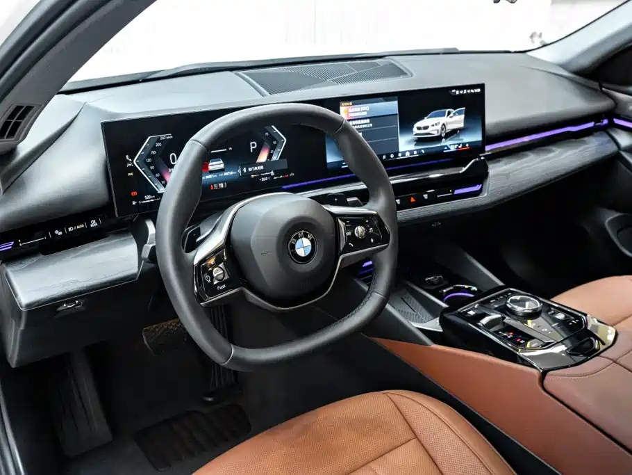 BMW 5 Series 2024 — фото 22