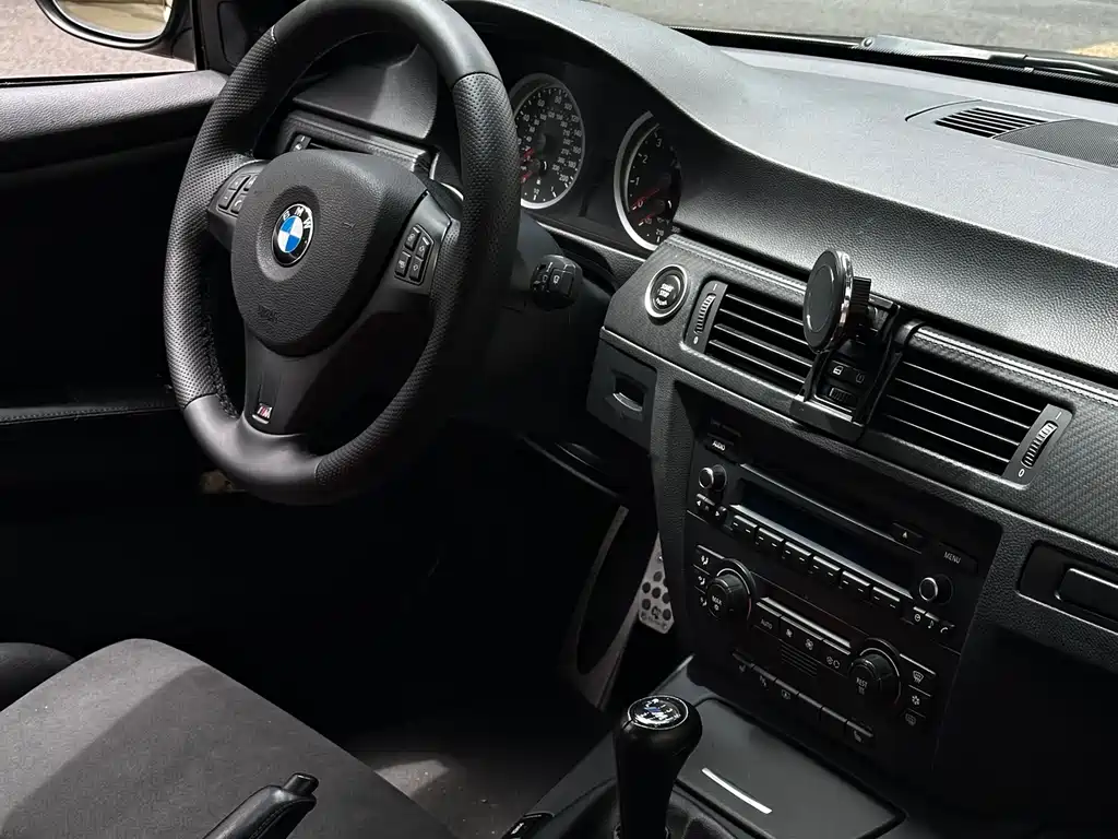 BMW M3 2012 — фото 15