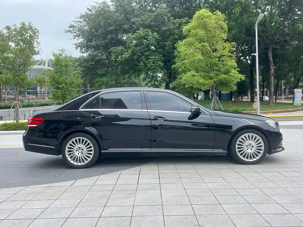 Mercedes-Benz E-Class 2016
