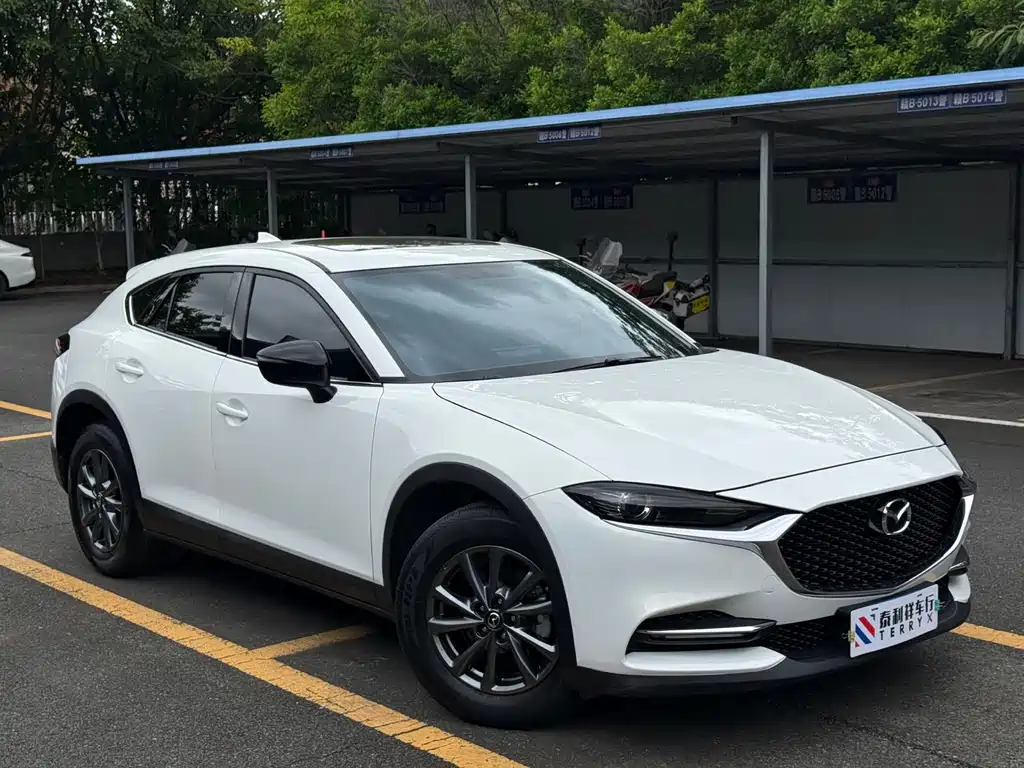 Mazda CX-4 2023