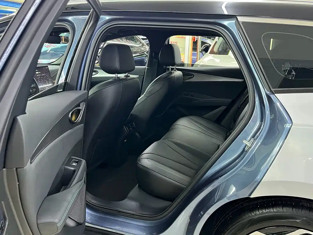 BYD Seal 06 DM-i Travel Edition 2025 — фото 8