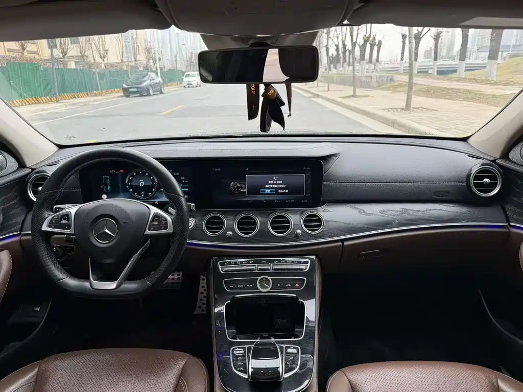 Mercedes-Benz E-Class 2017