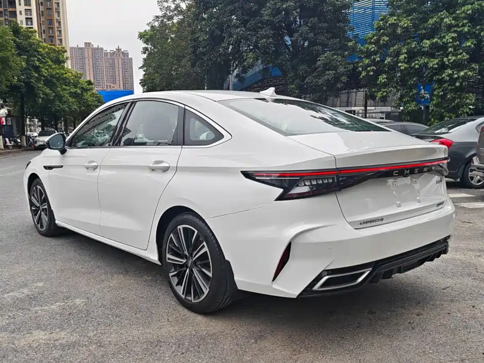Chery Arrizo 8 2023 — фото 10