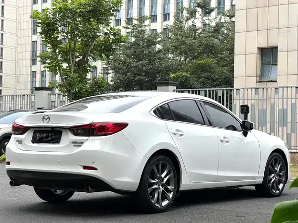 Mazda Atenza 2015