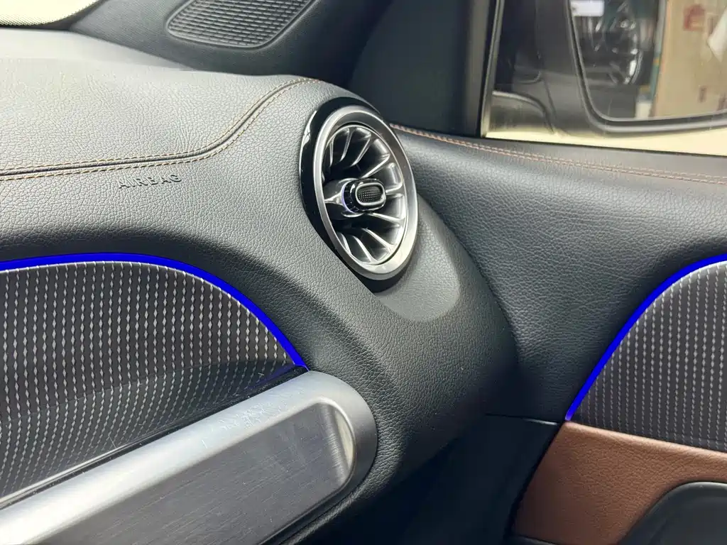 Mercedes-Benz GLB 2021 — фото 12