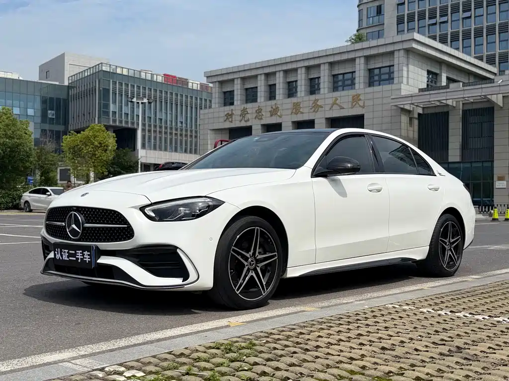 Mercedes-Benz C-Class 2023
