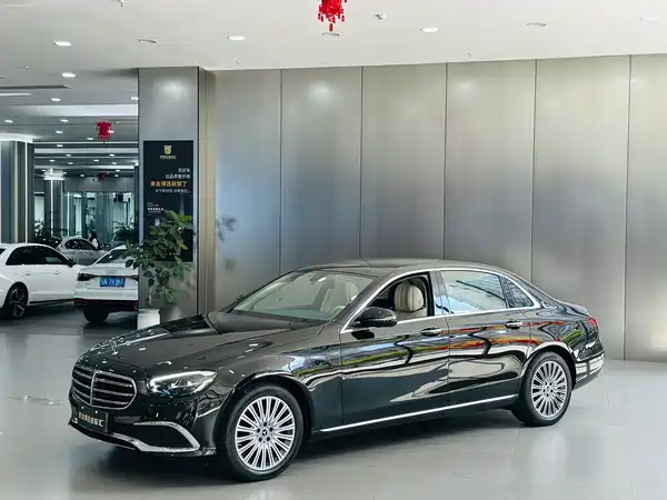 Mercedes-Benz E-Class 2021