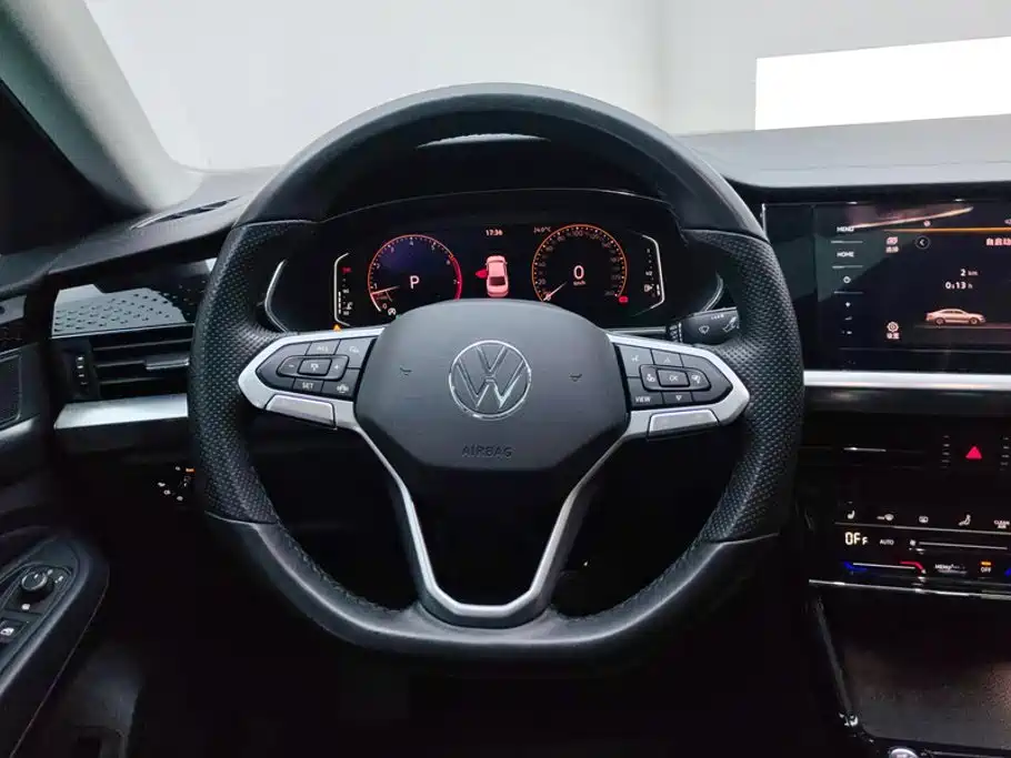 Volkswagen Passat 2022 — фото 15