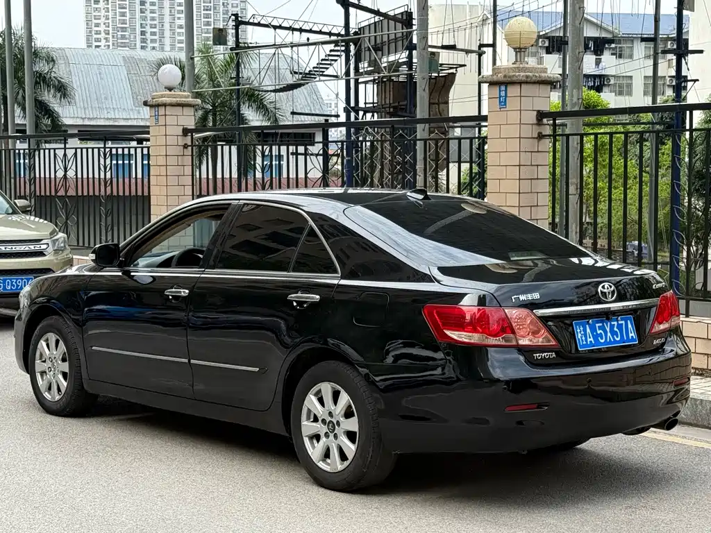 Toyota Camry 2008 — фото 3