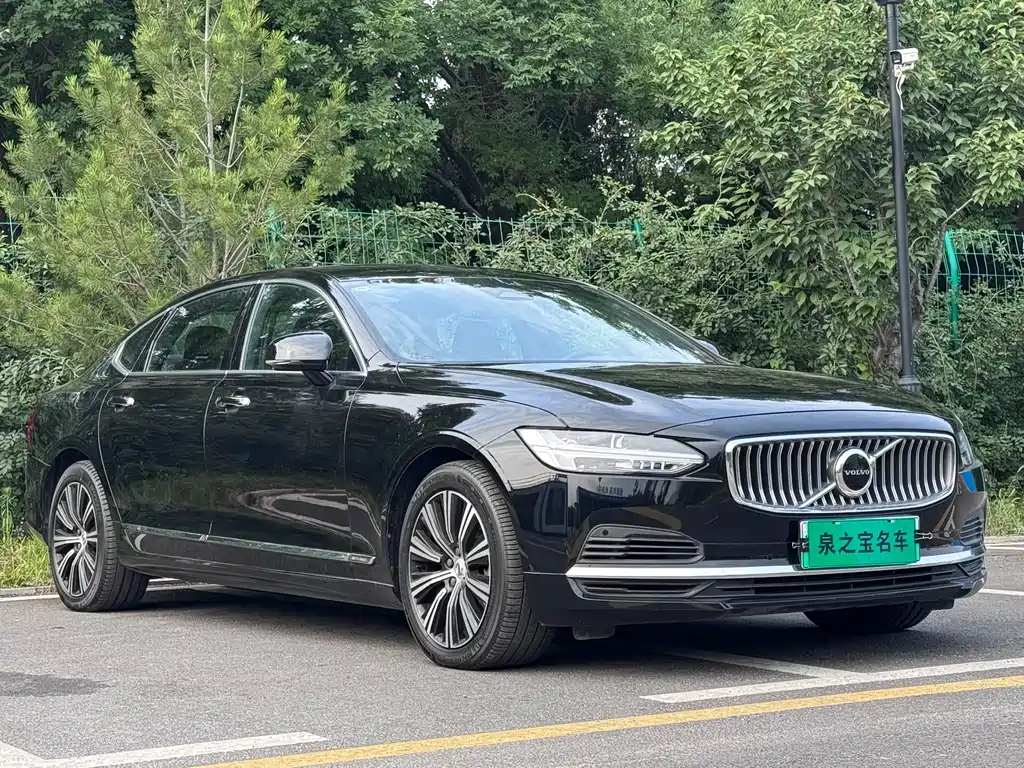 Volvo S90 PHEV 2021