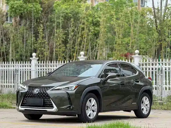 Lexus UX 2020