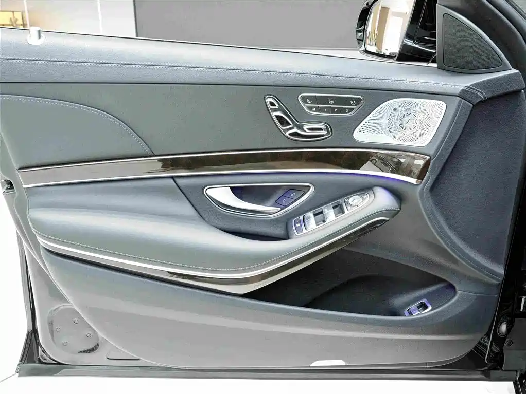Mercedes-Benz Maybach S-Class 2021 — фото 14