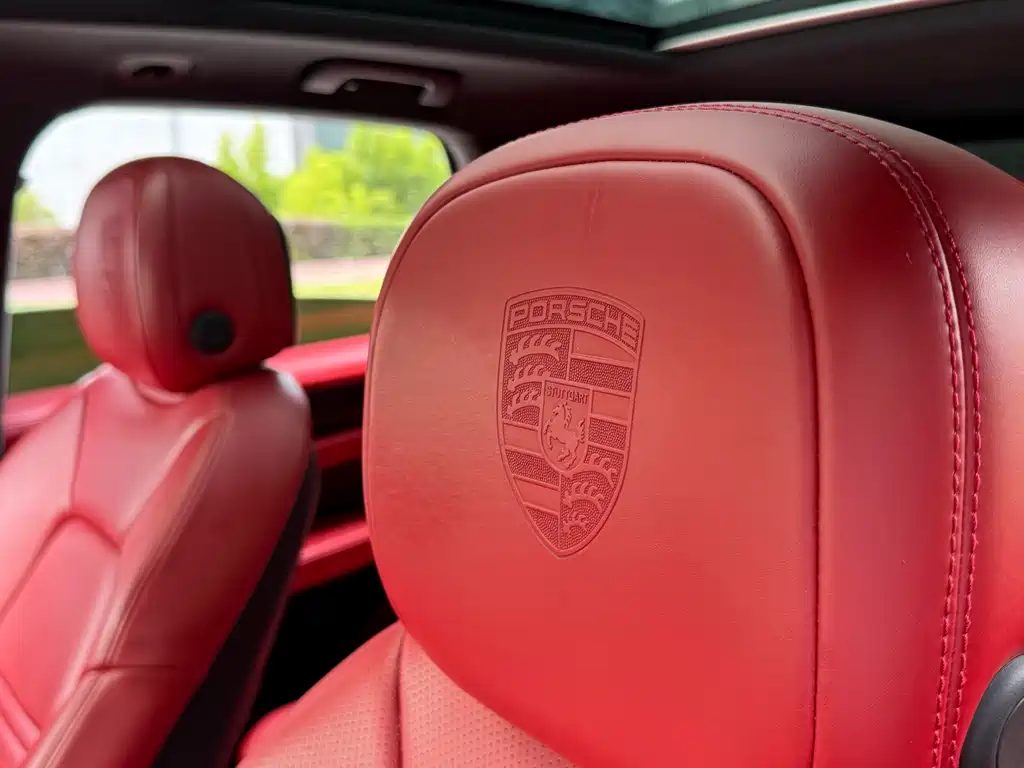 Porsche Cayenne 2019 — фото 16