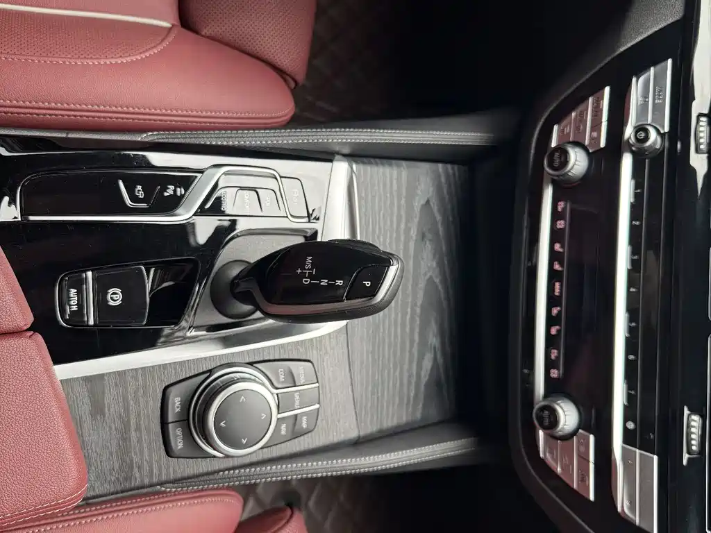 BMW 5 Series 2022 — фото 17