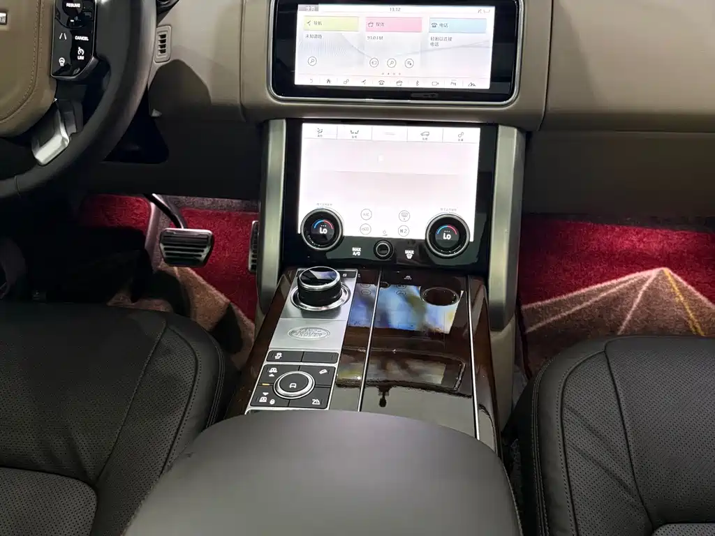 Land Rover Range Rover 2020 — фото 16