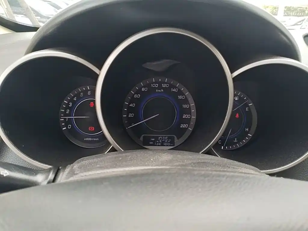Changan Eado 2015 — фото 18