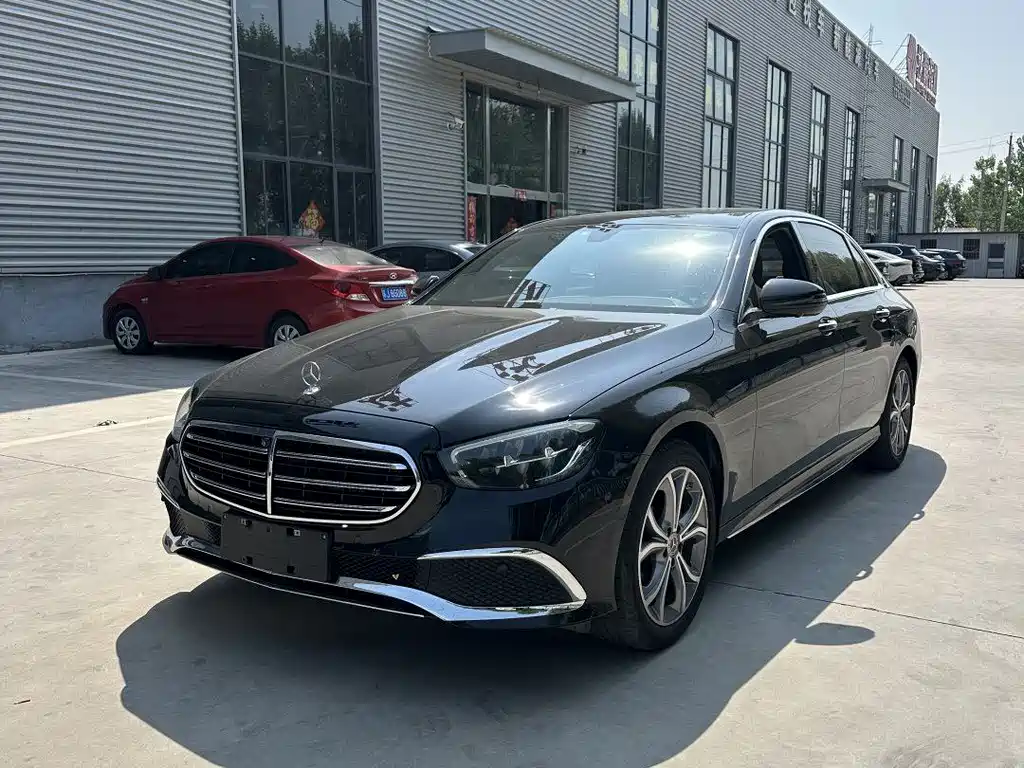 Mercedes-Benz E-Class 2021 — фото 2