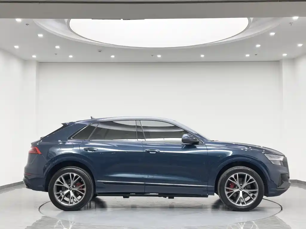 Audi Q8 2022