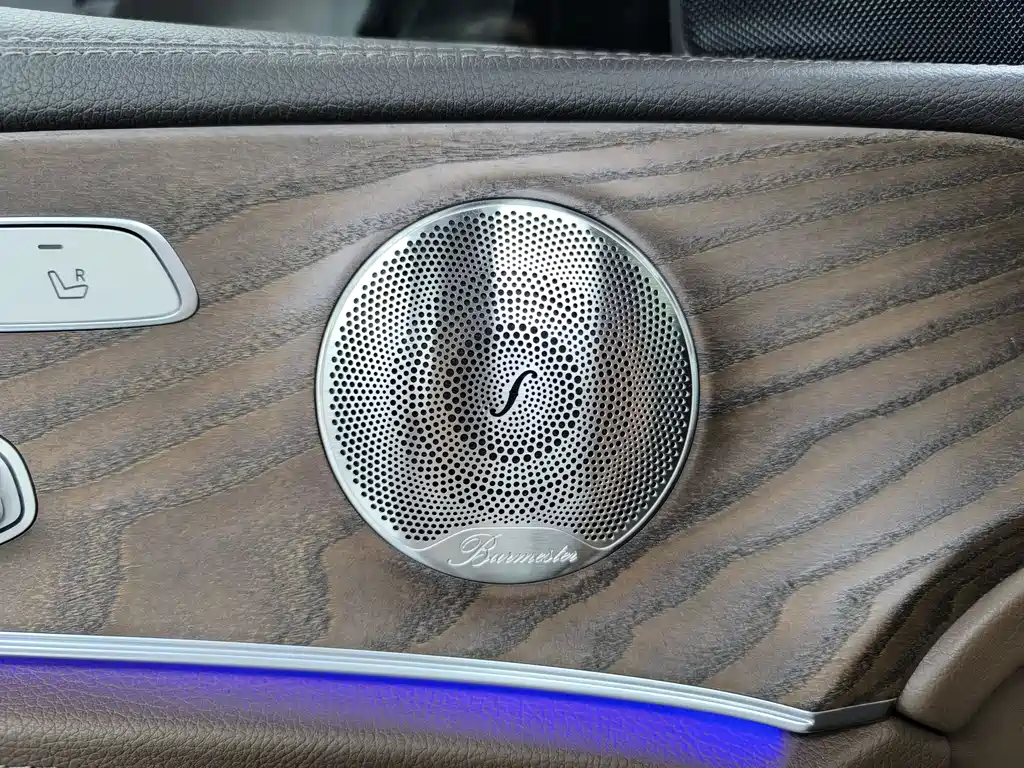 Mercedes-Benz E-Class 2021 — фото 13