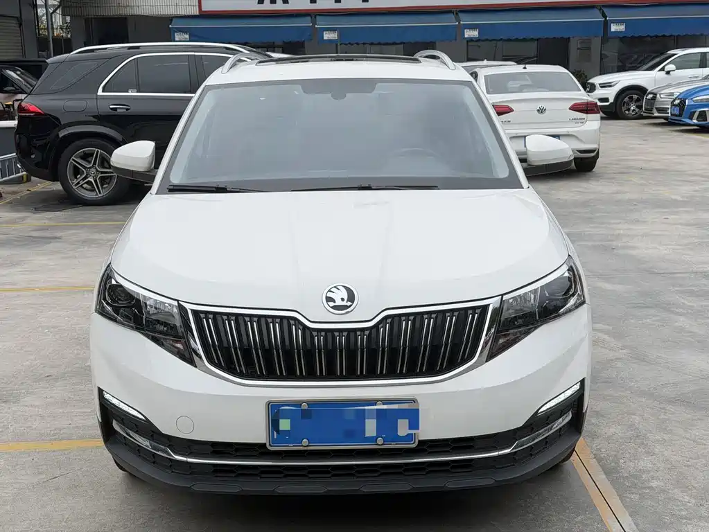 Skoda Kamiq 2022 — фото 2