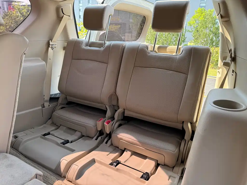 Toyota Prado 2019 — фото 12