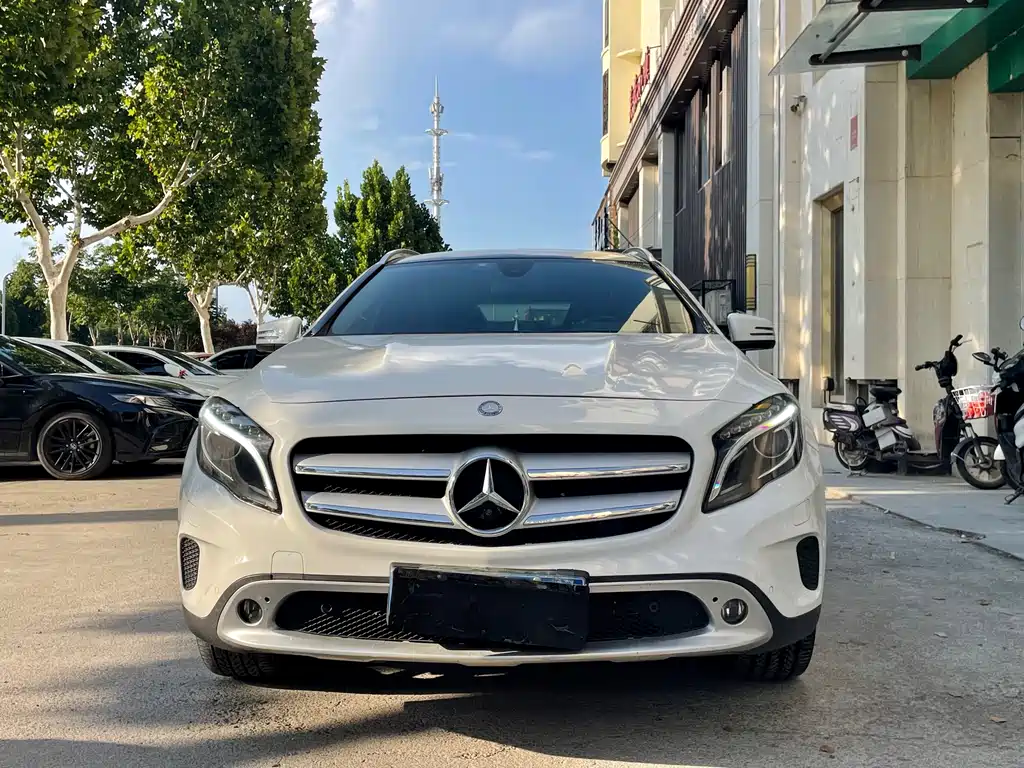 Mercedes-Benz GLA 2017 — фото 2
