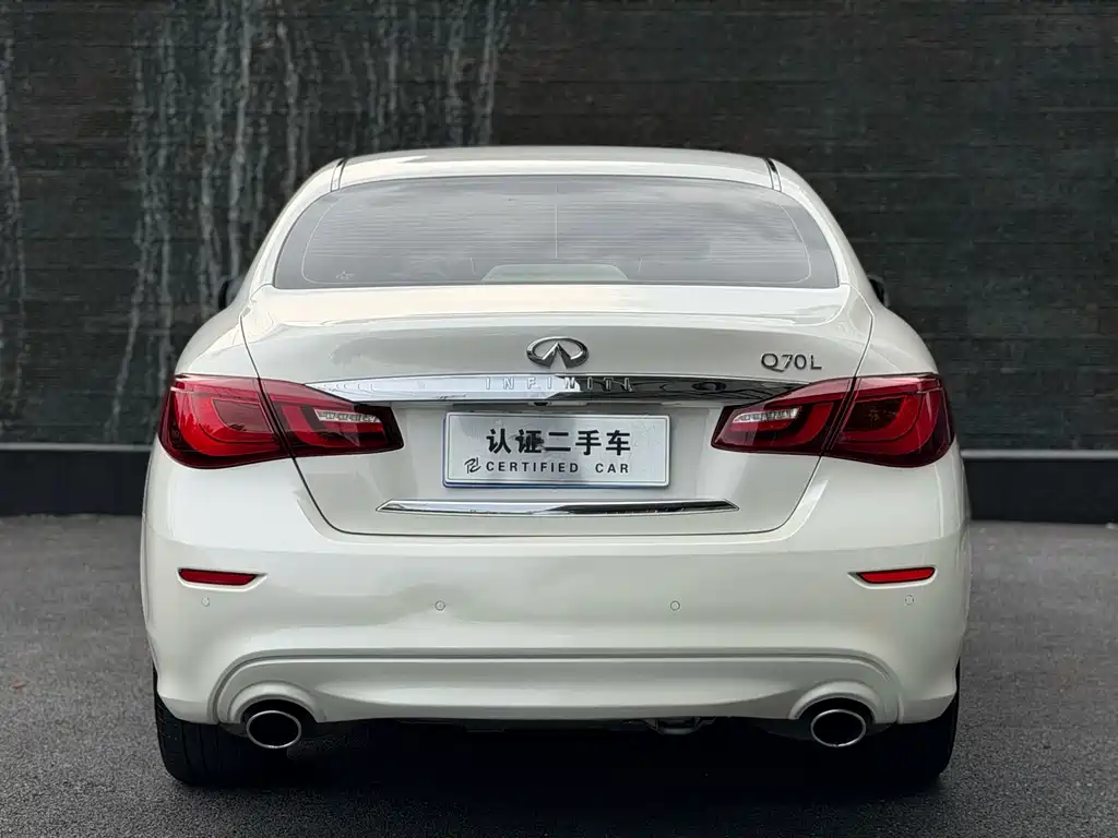 Infiniti Q70 2018 — фото 9