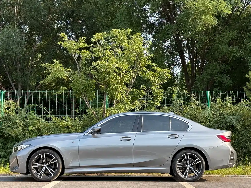 BMW 3 Series 2024