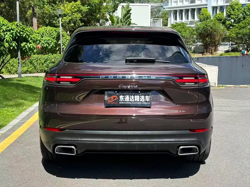 Porsche Cayenne 2020 — фото 14