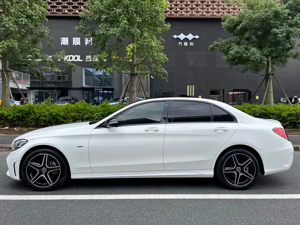 Mercedes-Benz C-Class 2020 — фото 3