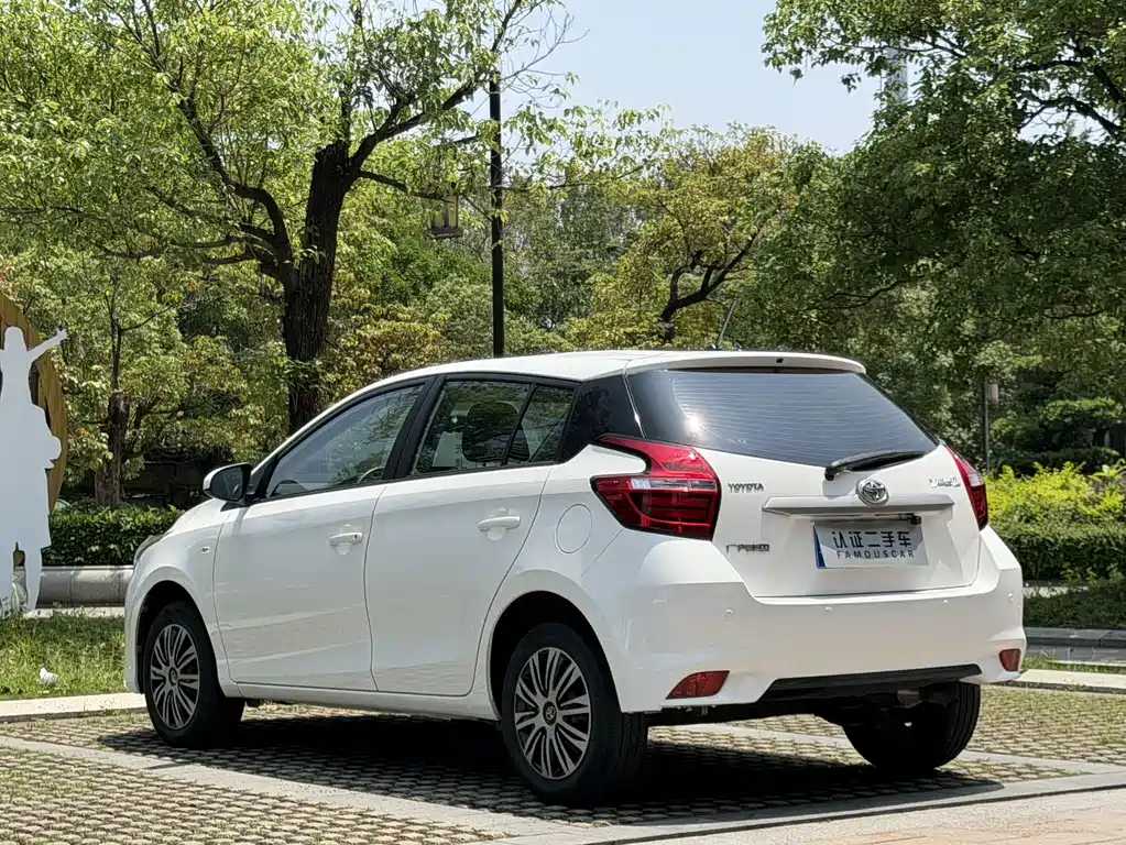 Toyota Yaris L 2020