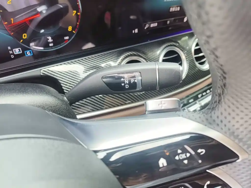 Mercedes-Benz E-Class 2023 — фото 14