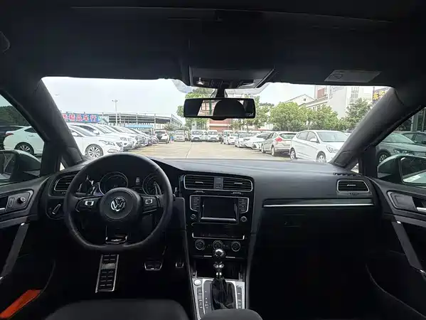 Volkswagen Golf 2015